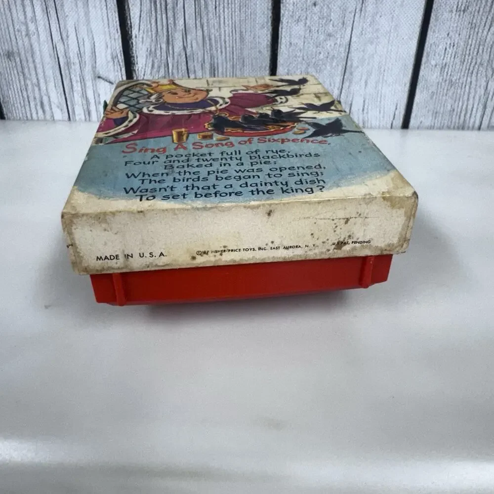VTG Fisher-Price Pocket Radio Music Box Sing a Song of Sixpence 1967 Wind Up